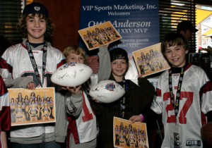 2008 VIP Guests with Autographed Photos   